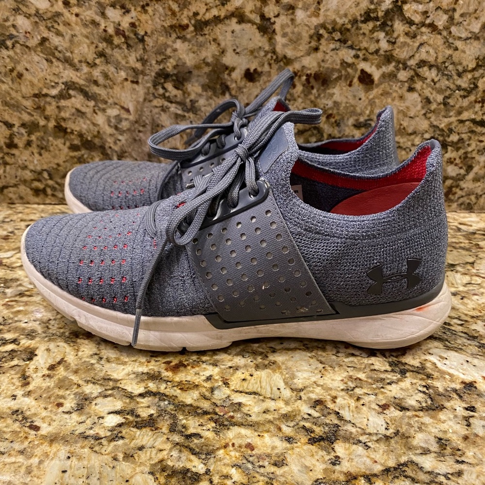Womens Under Armour Speed Form Shoes Size 7.5